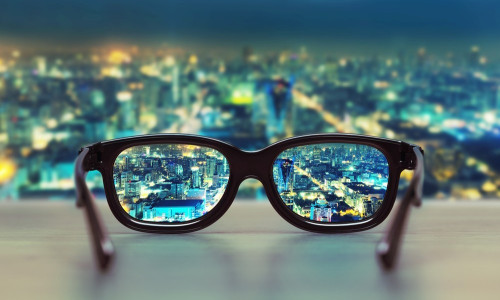 Πολυεστιακά γυαλιά. Τα πλεονεκτήματα και τα μειονεκτήματα.